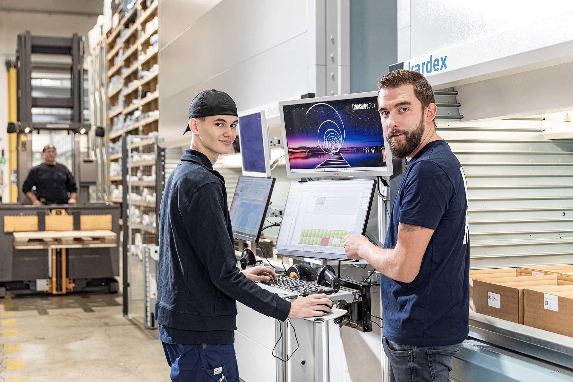 Mitarbeiter Versand- und Lagerlogistik (m/w/d)