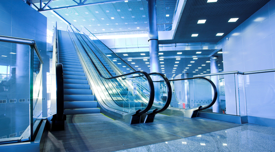 Fahrtreppen & Fahrsteige